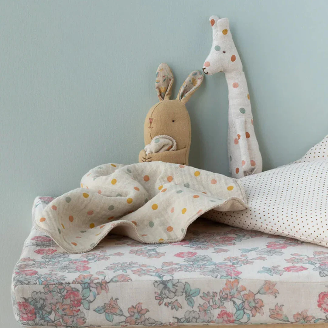 maileg knuffeldoek konijn lullaby friends - cream yellow - 17 cm - Afbeelding 3